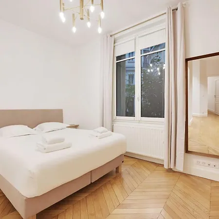 Superb With Terrace 2br-4p Trocadero Appartamento